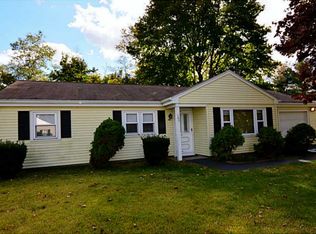 160 Missouri Dr, Warwick, RI 02886