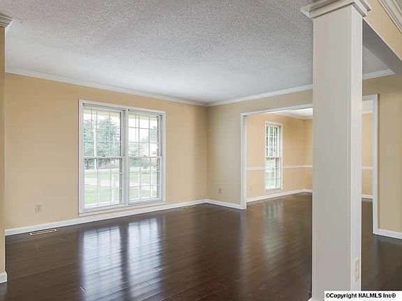 4th image of 101 Jenni Leigh Dr