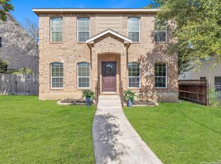 8212 Olde Village Dr, San Antonio, TX 78250