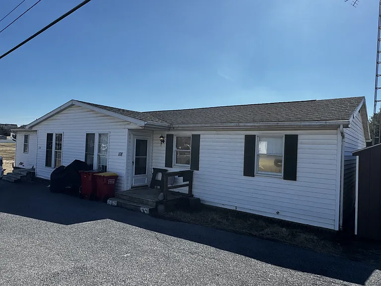 108 Paynes Ford Rd — Photo 1