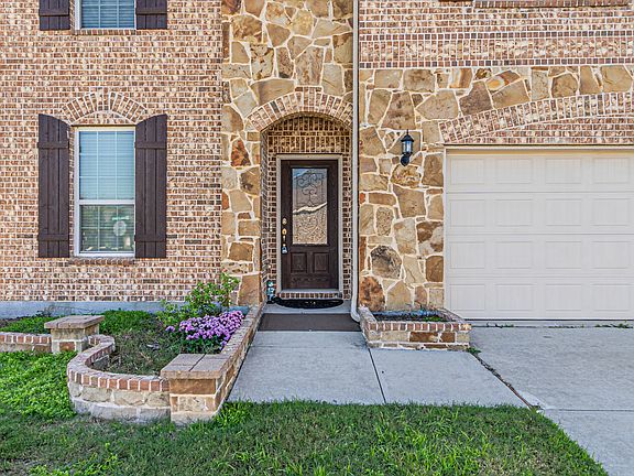 3rd image of 2344 Candler Club Way
