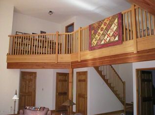 106 Big Pine Rd, Milford, PA 18337