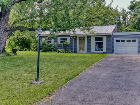 337 S Webber Dr, Chittenango, NY 13037