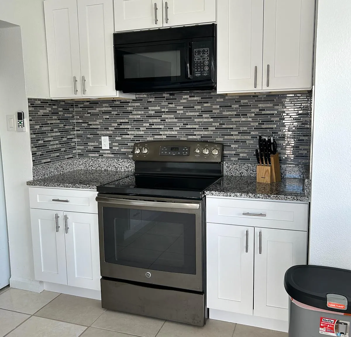 1 bed, $1,300 — Photo 3