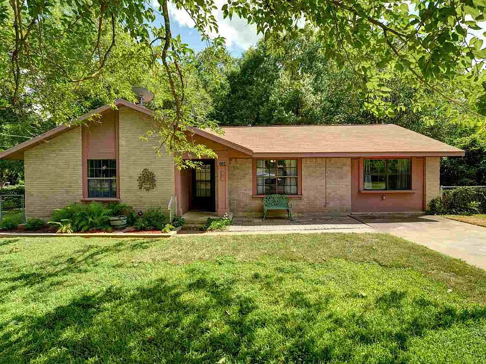 1st image of 1254 Live Oak Dr