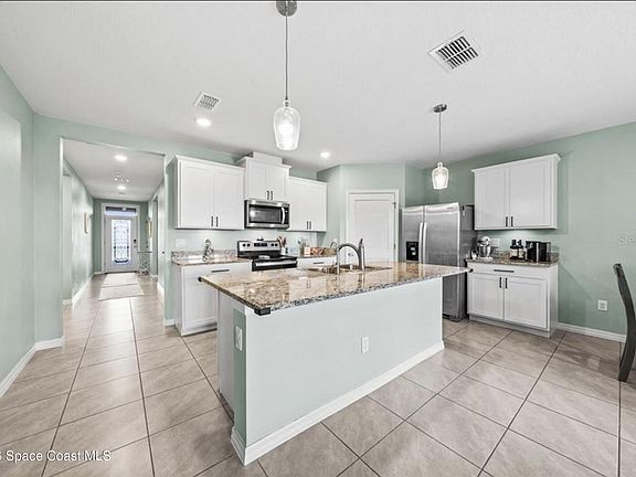 4th image of 1401 McFarland Dr