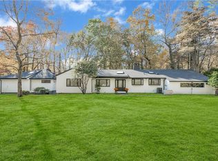 1 Winding Brook Dr, Larchmont, NY 10538