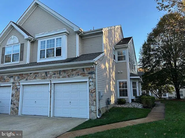 8408 Normandy Dr #8408