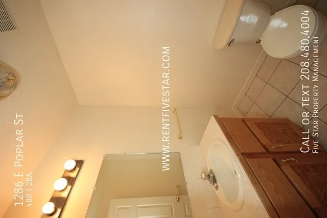 1286 E Poplar St — Photo 8
