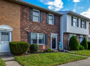 65 Woodcrest Dr, Plains, PA 18702