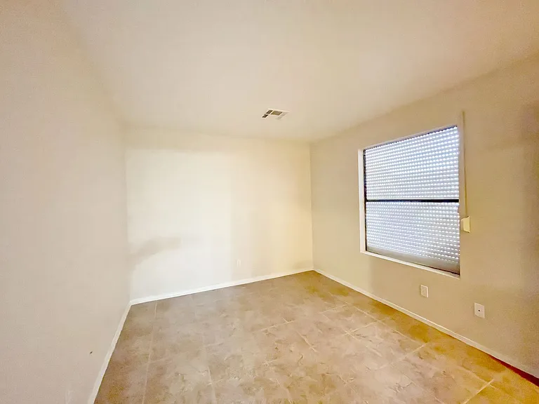 5171 Lindell Rd #101 — Photo 8