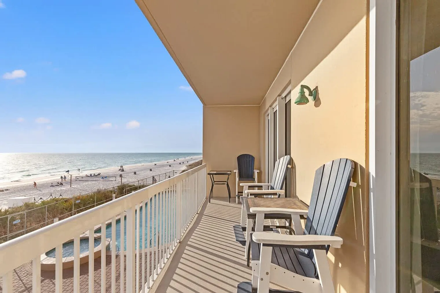 2 bed, 2.0 bath, 871 sqft, $2,035 — Photo 4