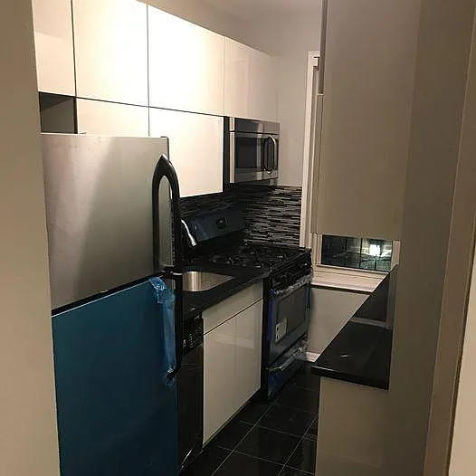 350 E 30th St #1Z — Photo 11