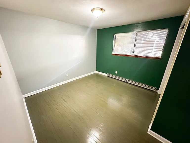 310 NE 45th St #2 — Photo 6