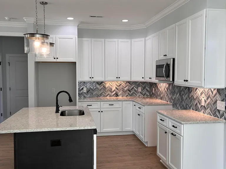 3842 W Wilson St — Photo 19