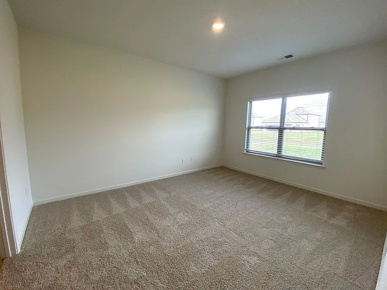 195 Daisy Dr — Photo 12
