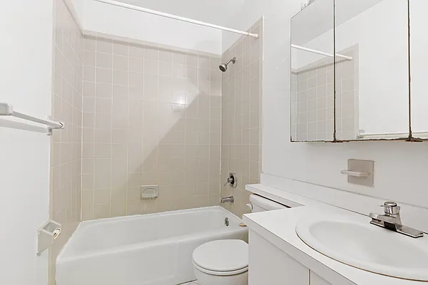 Rented by Compass | media 6