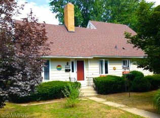 2114 Oak Ave, North Muskegon, MI 49442