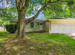18630 Foch St, Livonia, MI 48152