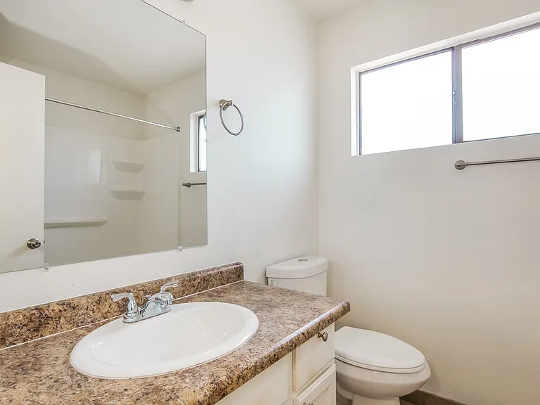 8737 W Bluefield Ave — Photo 15
