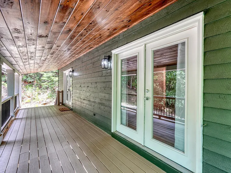 45 Mountain Stream Rd — Photo 16