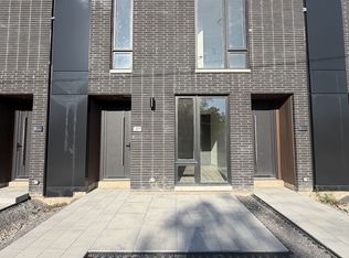 214 Ellis Ave, Saint Catharines, ON L2P 0E6