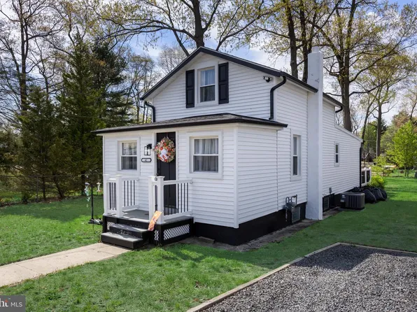 42 E 6th Ave, Pine Hill, NJ 08021