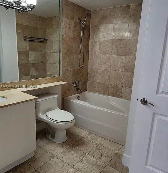 170 SE 14th St #1408 — Photo 10