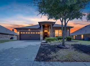 1118 Crest Ridge Dr, Glenn Heights, TX 75154