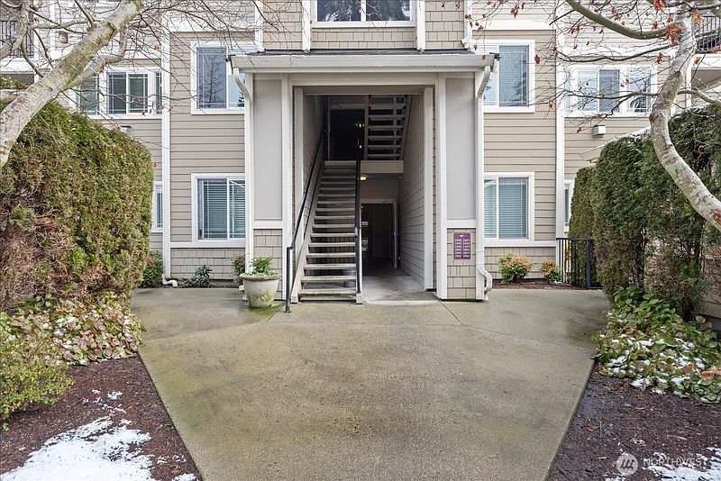 2nd image of 107 164th Street S #3-402