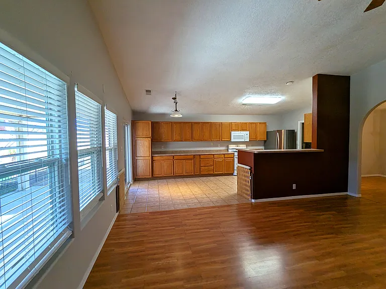 4653 Bismark Hills Way NE — Photo 5