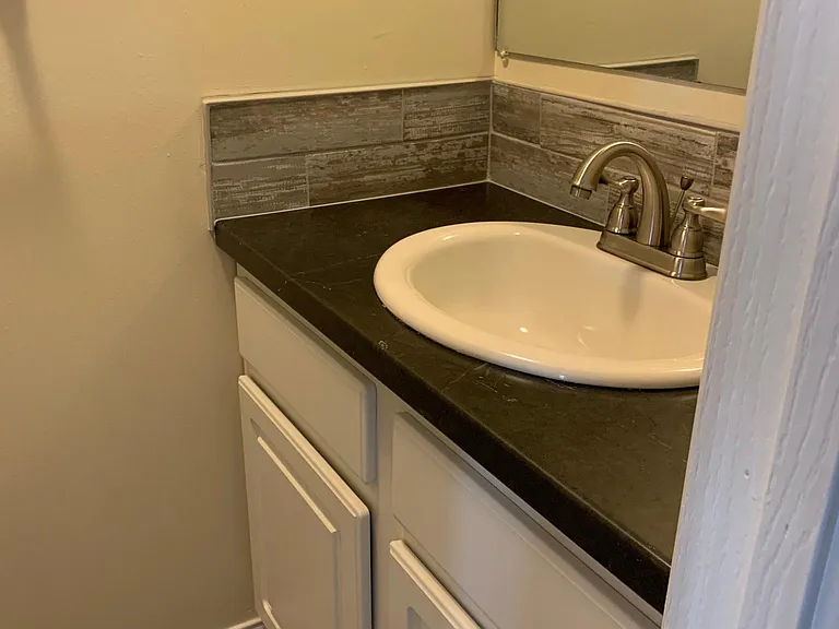 1611 N Star Ave — Photo 9