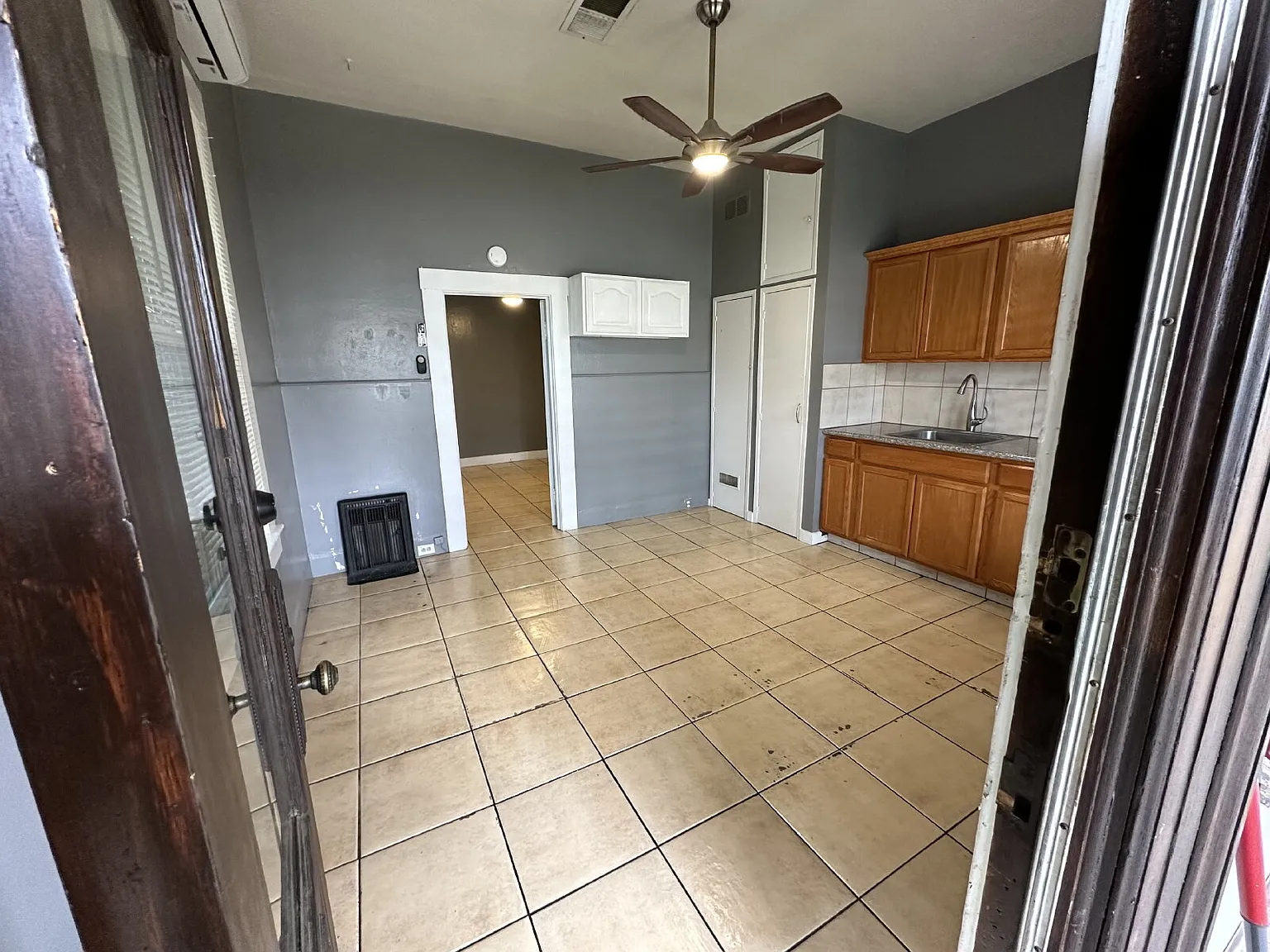 1 bed, 1.0 bath, $850 — Photo 3