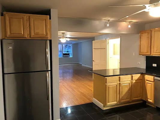 Rented by Friedman Roth Realty | media 27