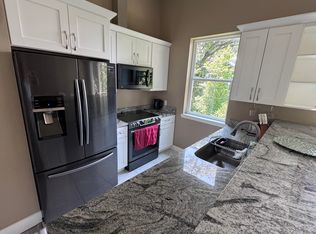 27 Westwood Dr, Asheville, NC 28806