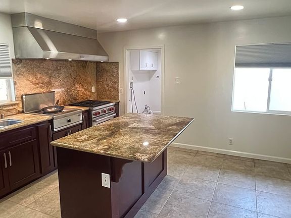 2nd image of 26612 Shadow Wood Dr