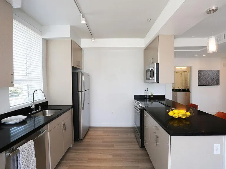 30Sixty Apartments — Photo 2