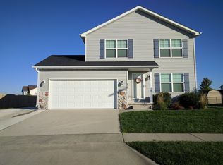 912 35th St SW, Bondurant, IA 50035