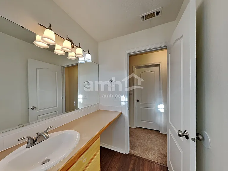 372 W Wood Owl Dr — Photo 22