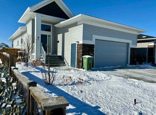 36 Thorkman Ave, Red Deer, AB T4P0Y8