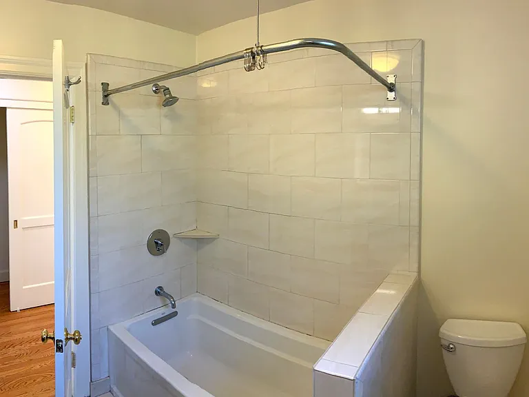 450 Loma Vista Ter — Photo 13