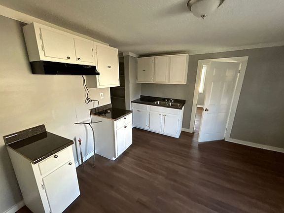 4th image of 3447 Cook Rd