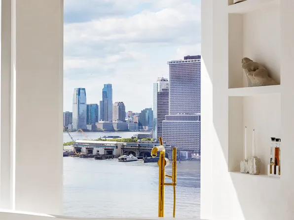 50 Bridge Park Drive image 18 of 28