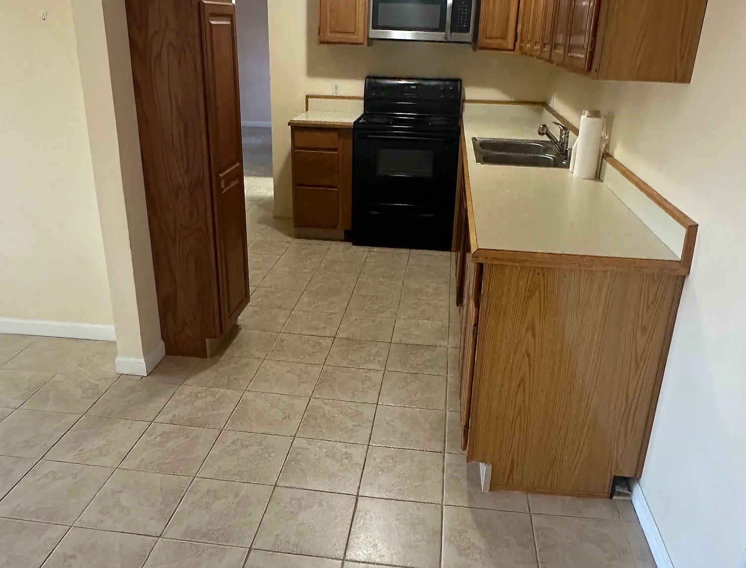 2 bed, 814 sqft, $1,450 — Photo 1