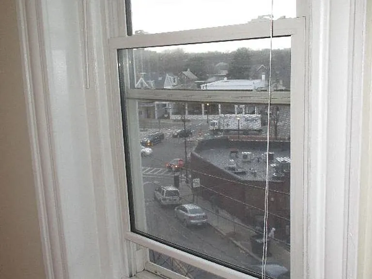 190 Winthrop Rd #32 — Photo 18