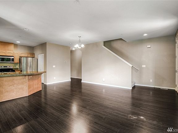 5th image of 2155 Bobs Hollow Ln