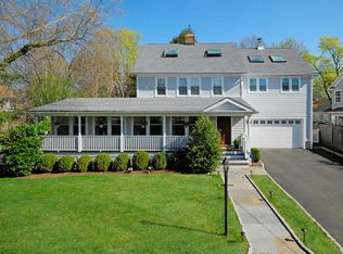 11 Wilmot Ln, Riverside, CT 06878