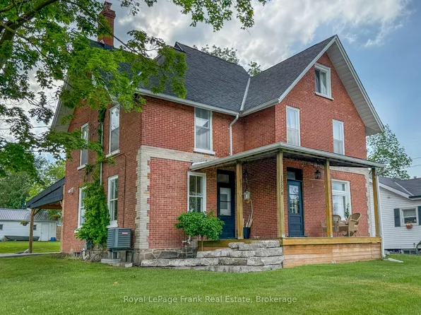 15578 Simcoe St, Scugog, ON L9L 1M2