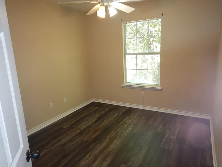 402 N Cleveland Ave — Photo 14