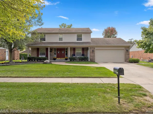 34181 Navin Ave, Livonia, MI 48152